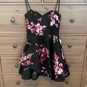 B.DARLIN floral sweetheart neck dress - juniors sizing